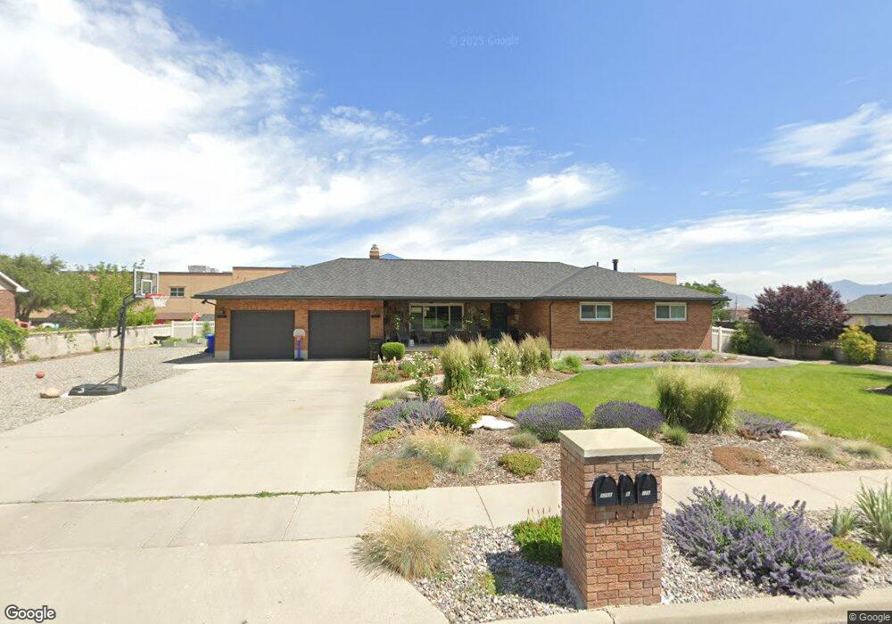 2266 Williamsburg Cir, West Jordan, UT 84088 - photo 1