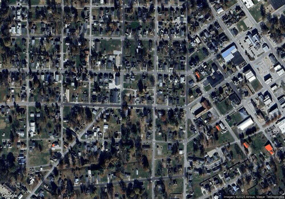 508 W 3rd St, Bicknell, IN 47512 - photo 1