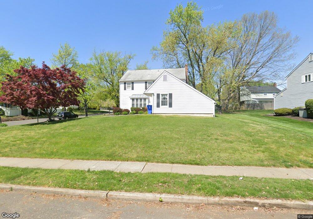 300 Tenby Chase Dr, Delran, NJ 08075 - photo 1