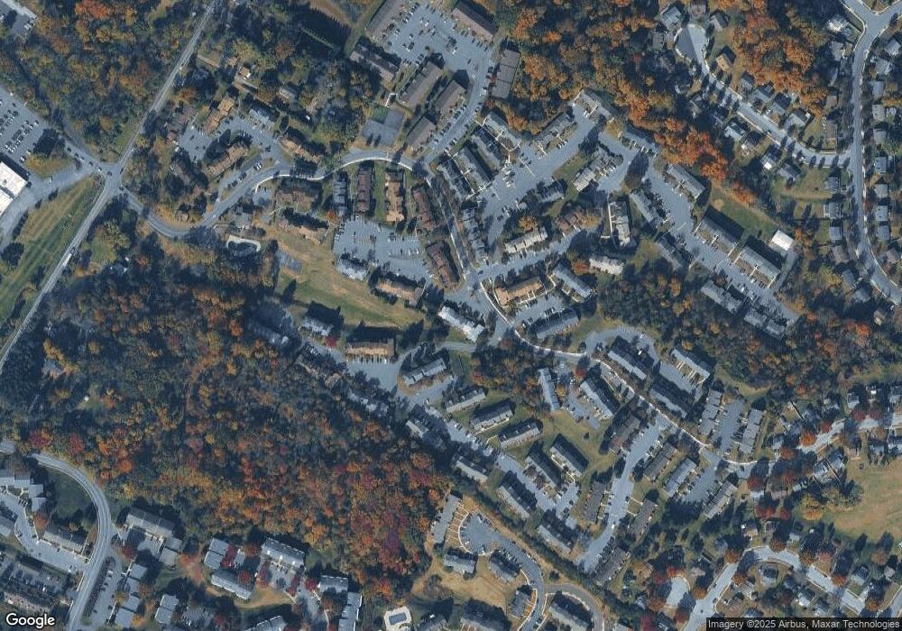 34-2 Wister Way, Reading, PA 19606 - photo 1