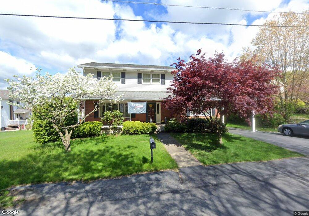 30 Walnut St, Dupont, PA 18641 - photo 1