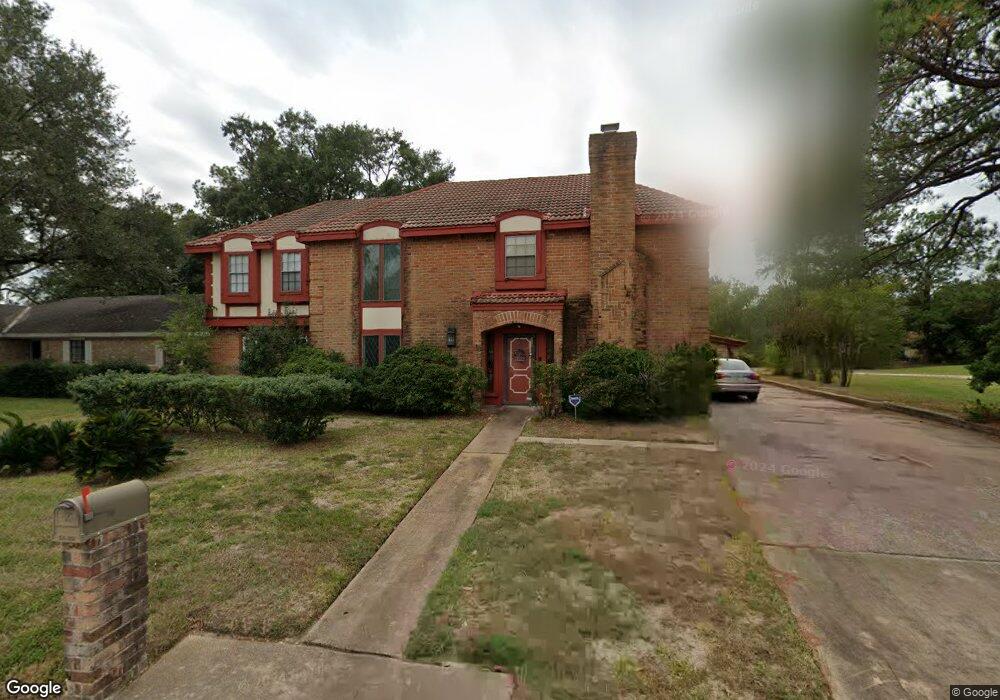 5711 Long Creek Ln, Houston, TX 77088 - photo 1