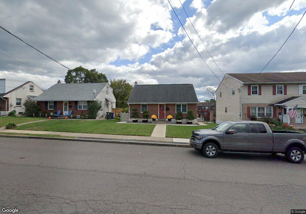 808 N Hanover St, Pottstown, PA 19464 - photo 1