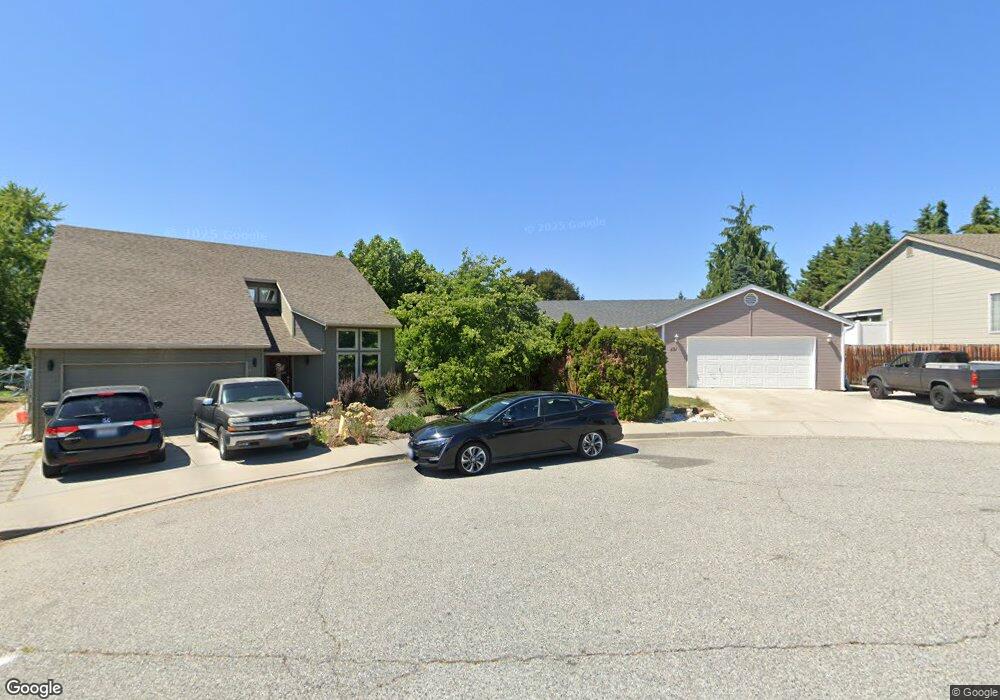 421 Julia Ct, East Wenatchee, WA 98802 - photo 1