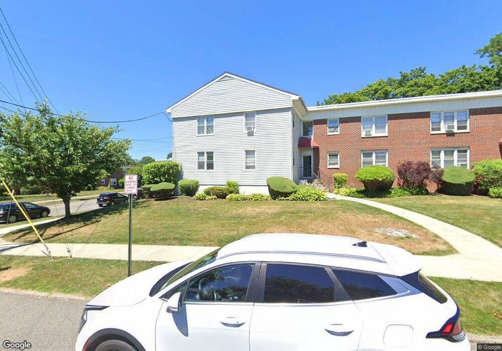 25 Burbank St unit 2A, Yonkers, NY 10710 - photo 1