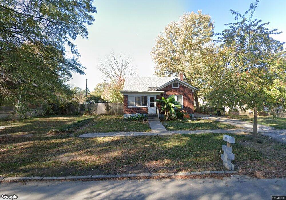 1108 S College St, Stuttgart, AR 72160 - photo 1
