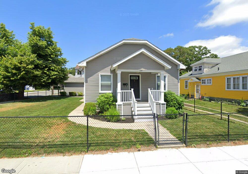 724 New Boston Rd, Fall River, MA 02720 - photo 1