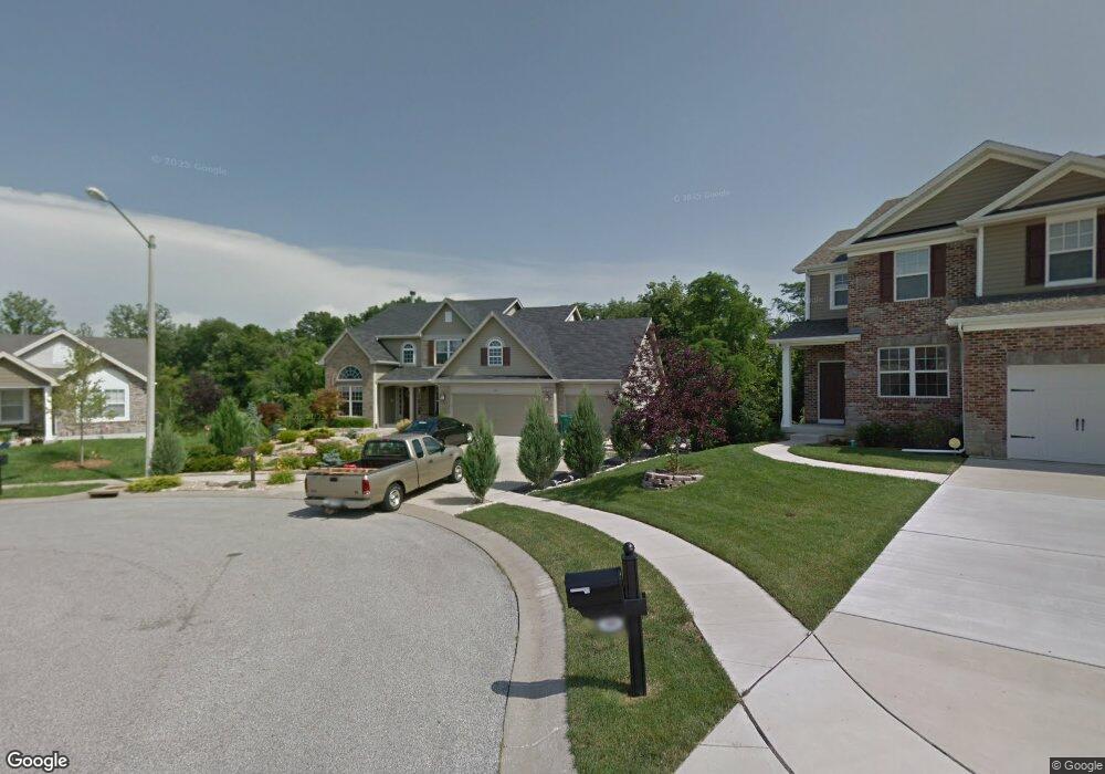 505 Longfellow Dr, O Fallon, IL 62269 - photo 1