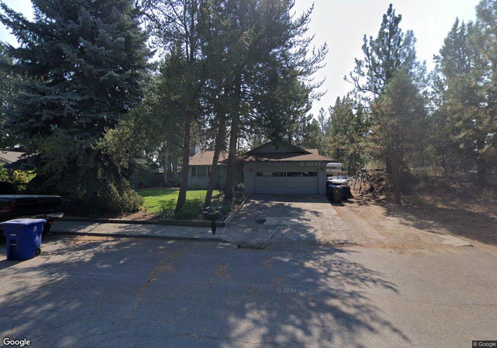 1961 SW Forest Ridge Ave, Bend, OR 97702 - photo 1