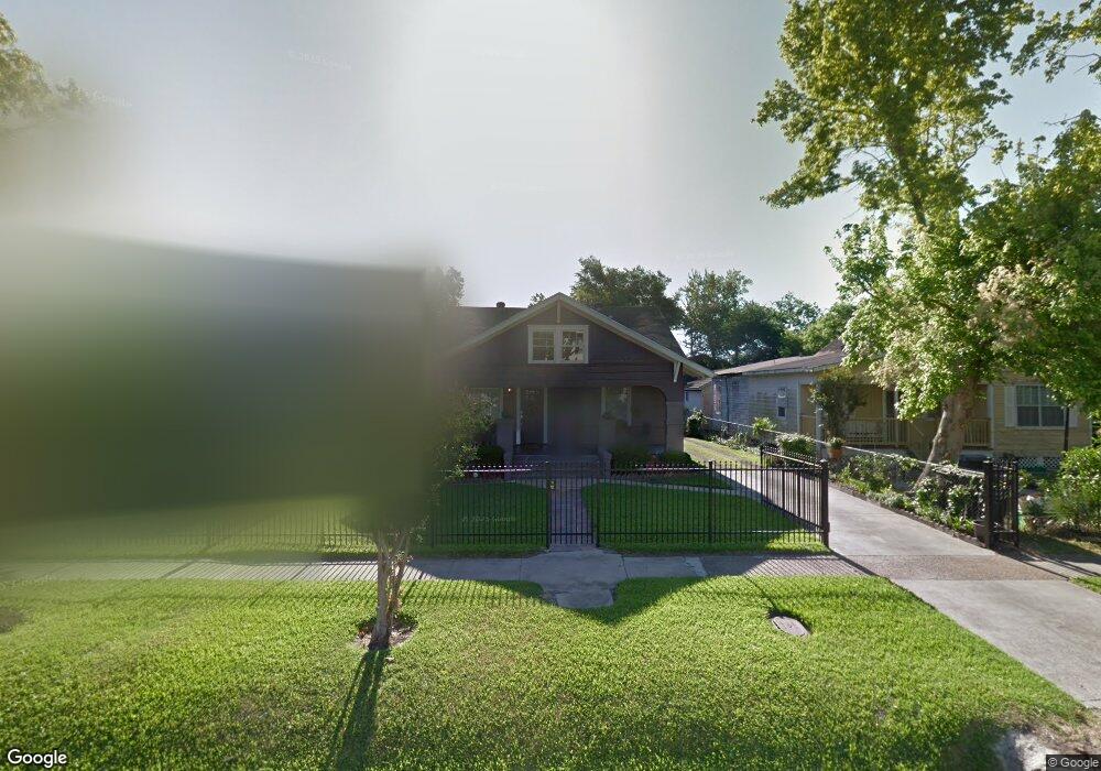 736 Allston St, Houston, TX 77007 - photo 1