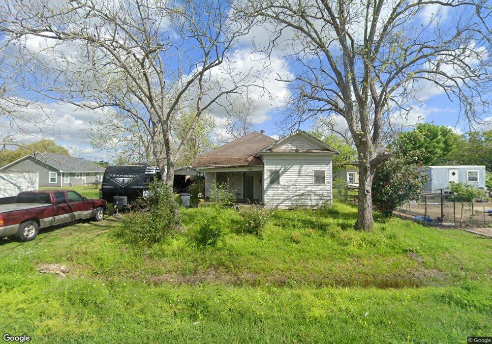 1209 5th St, Bay City, TX 77414 - photo 1