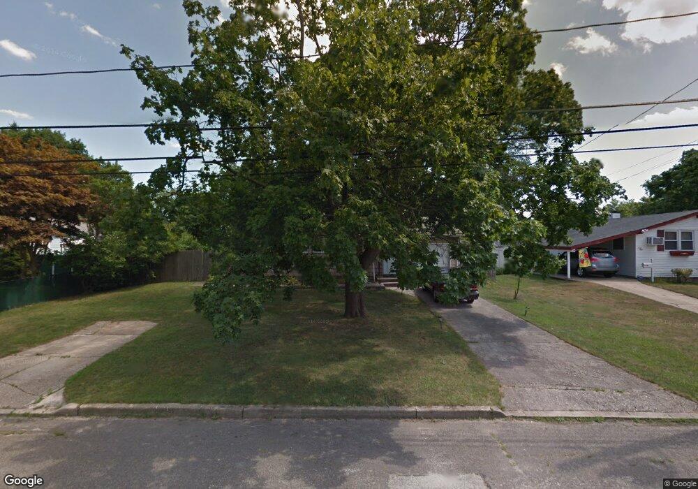 50 Hackmatac St, Central Islip, NY 11722 - photo 1