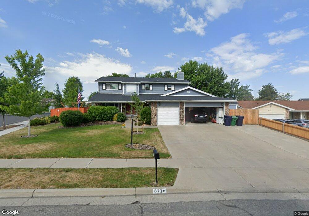 8716 S Ida Ln, Sandy, UT 84093 - photo 1