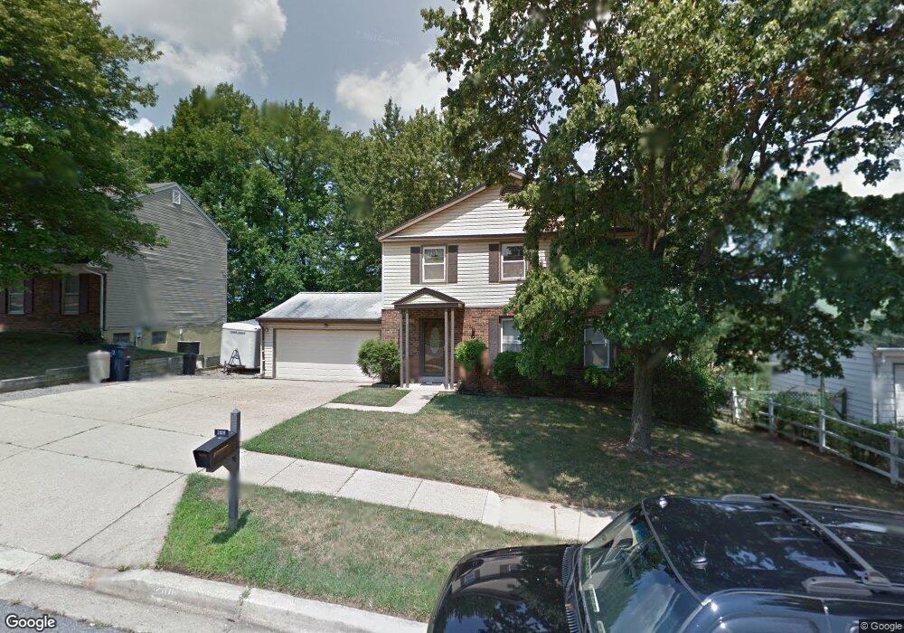 2106 Willowtree Ln, Temple Hills, MD 20748 - photo 1