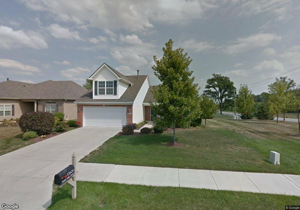 13625 Seven Oaks Dr, Fishers, IN 46038 - photo 1