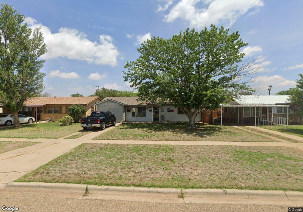 1516 Dallas St, Plainview, TX 79072 - photo 1