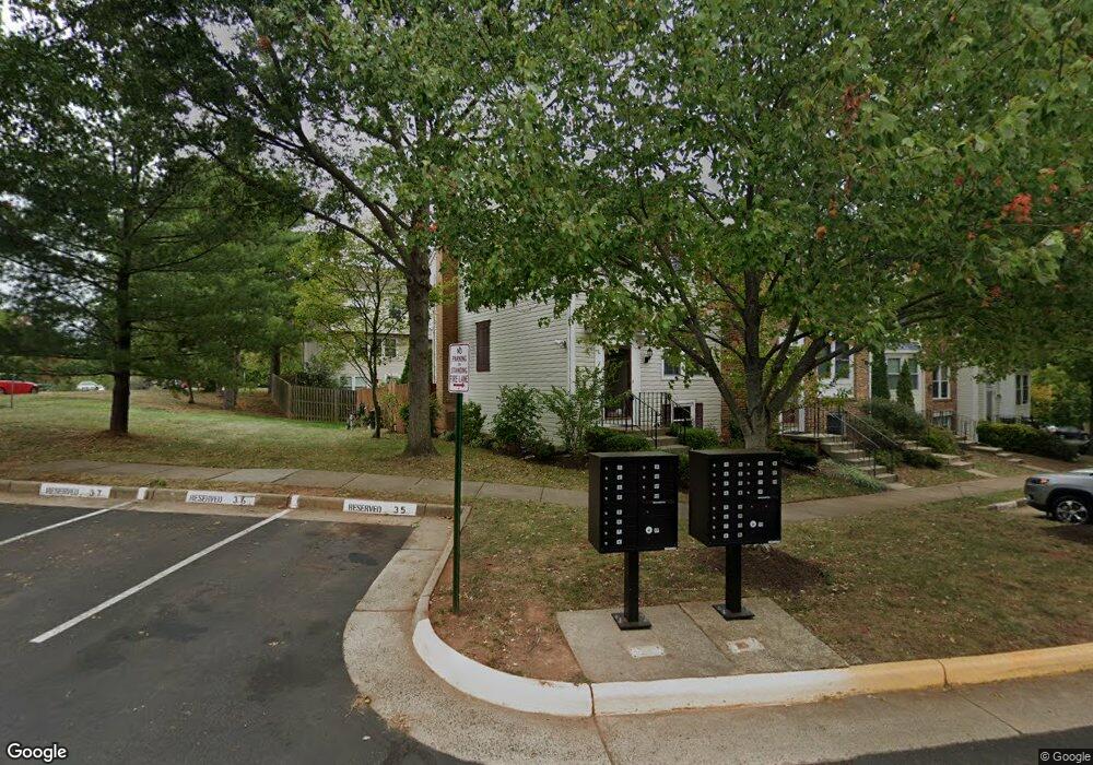 3764 Mazewood Ln, Fairfax, VA 22033 - photo 1