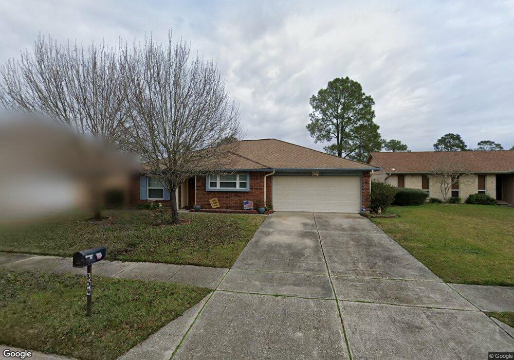 304 Foxcroft St, Slidell, LA 70461 - photo 1