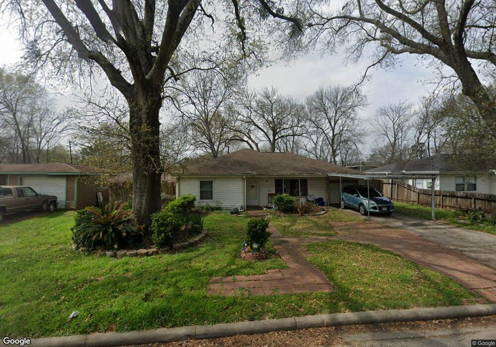 210 Baker Dr, Tomball, TX 77375 - photo 1