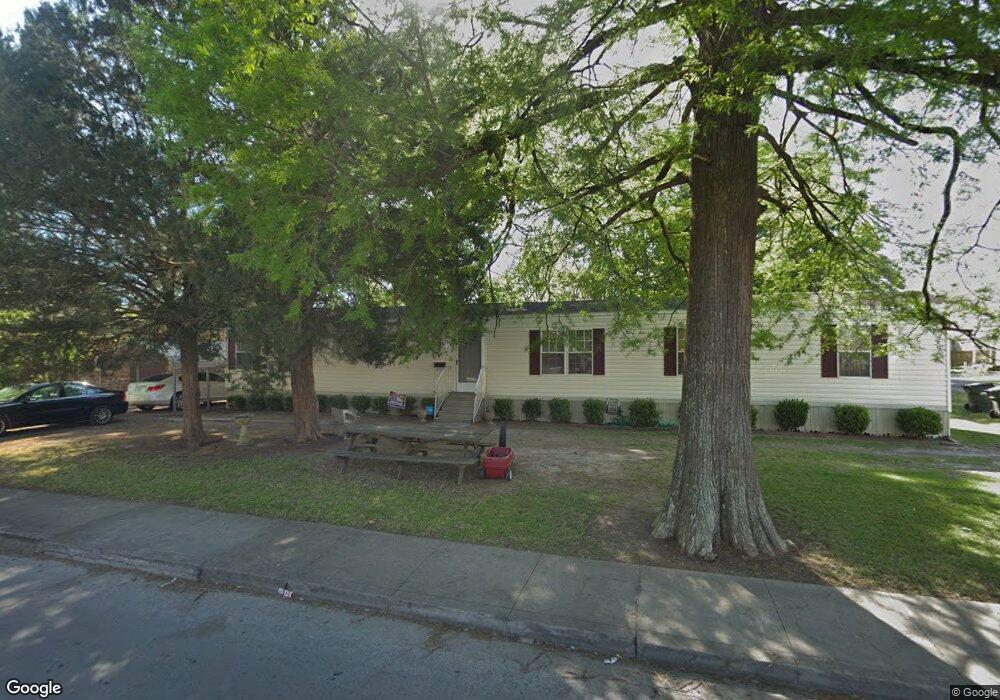 303 Julia St, New Iberia, LA 70560 - photo 1