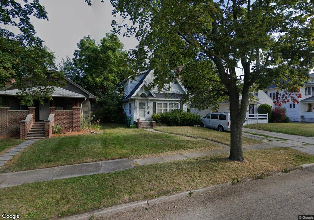 1622 N Genesee Dr, Lansing, MI 48915 - photo 1