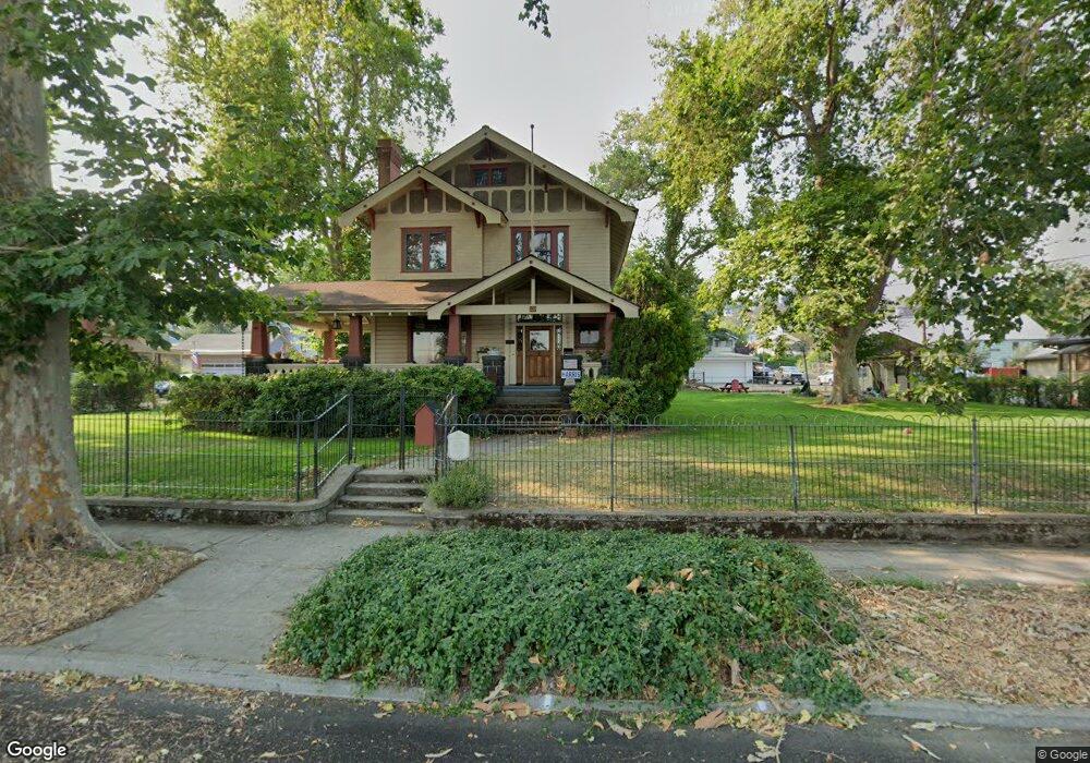 420 E 8th St, the Dalles, OR 97058 - photo 1