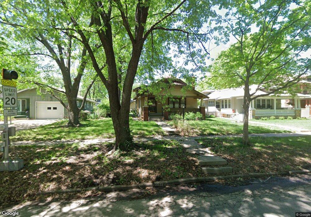 1273 SW MacVicar Ave, Topeka, KS 66604 - photo 1