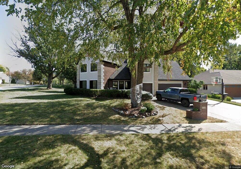 719 36th St, West Des Moines, IA 50265 - photo 1