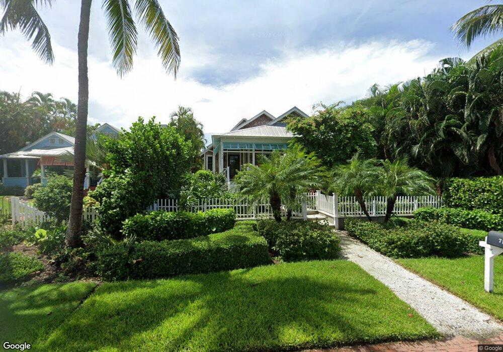 718 8th Ave S, Naples, FL 34102 - photo 1