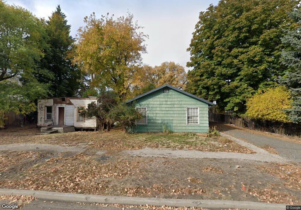 325 N H St, Lakeview, OR 97630 - photo 1