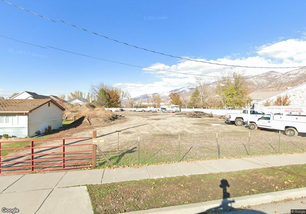 484 W Porter Ln, Centerville, UT 84014 - photo 1