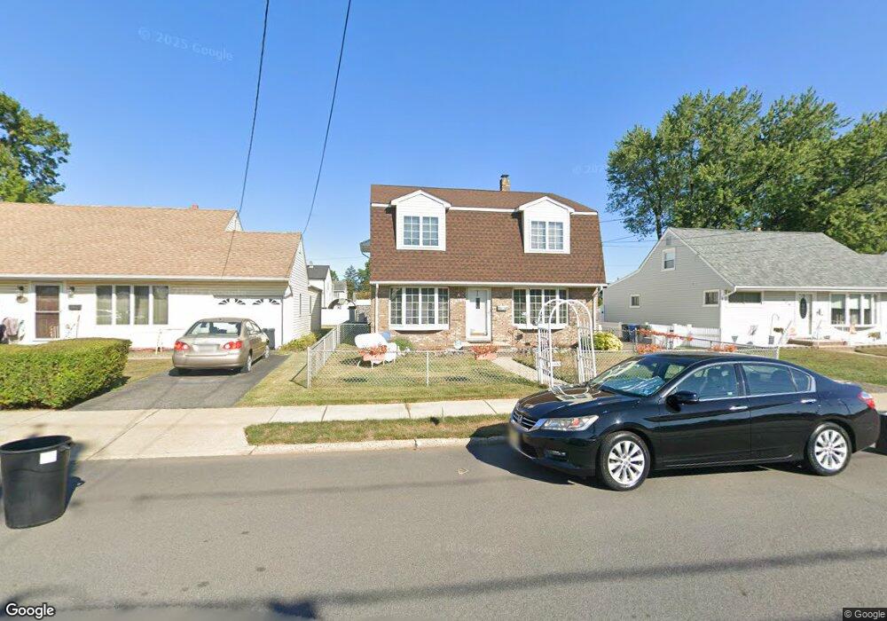 113 Cambridge Ave, Saddle Brook, NJ 07663 - photo 1