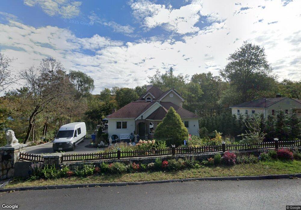 3342 Stony St, Mohegan Lake, NY 10547 - photo 1