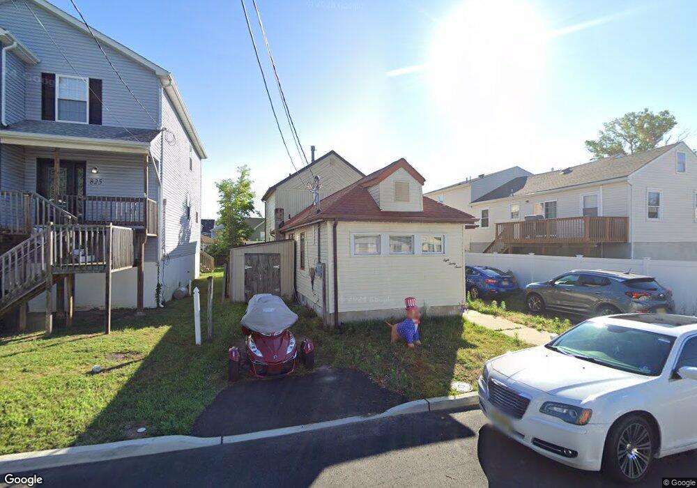 827 Center St, Union Beach, NJ 07735 - photo 1