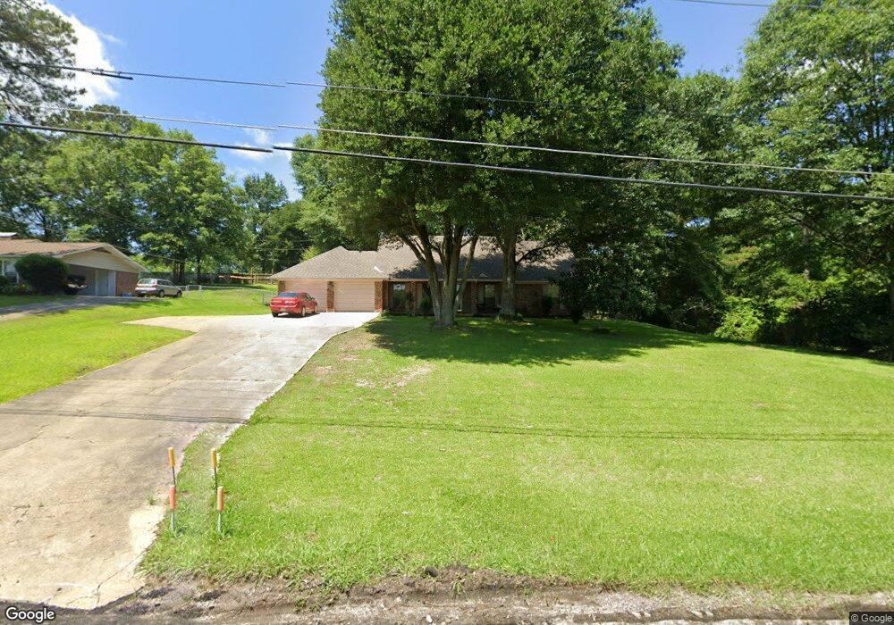 230 Hillcrest Dr, Laurel, MS 39440 - photo 1