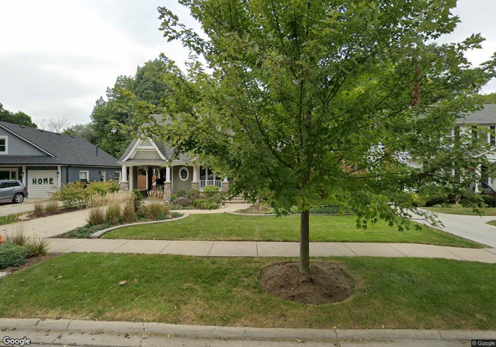 1011 N Eagle St, Naperville, IL 60563 - photo 1