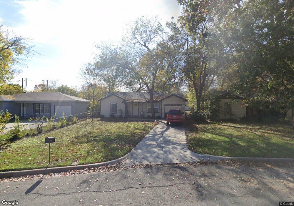 15 Lynn Ct, Hurst, TX 76053 - photo 1