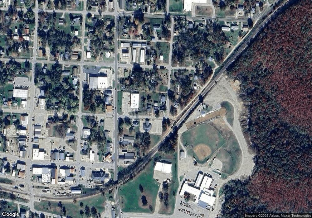 110 E 4th St, Dixon, MO 65459 - photo 1