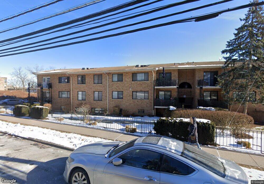 Gateway Apartment Owners Corp. unit 13S, Yonkers, NY 10703 - photo 1