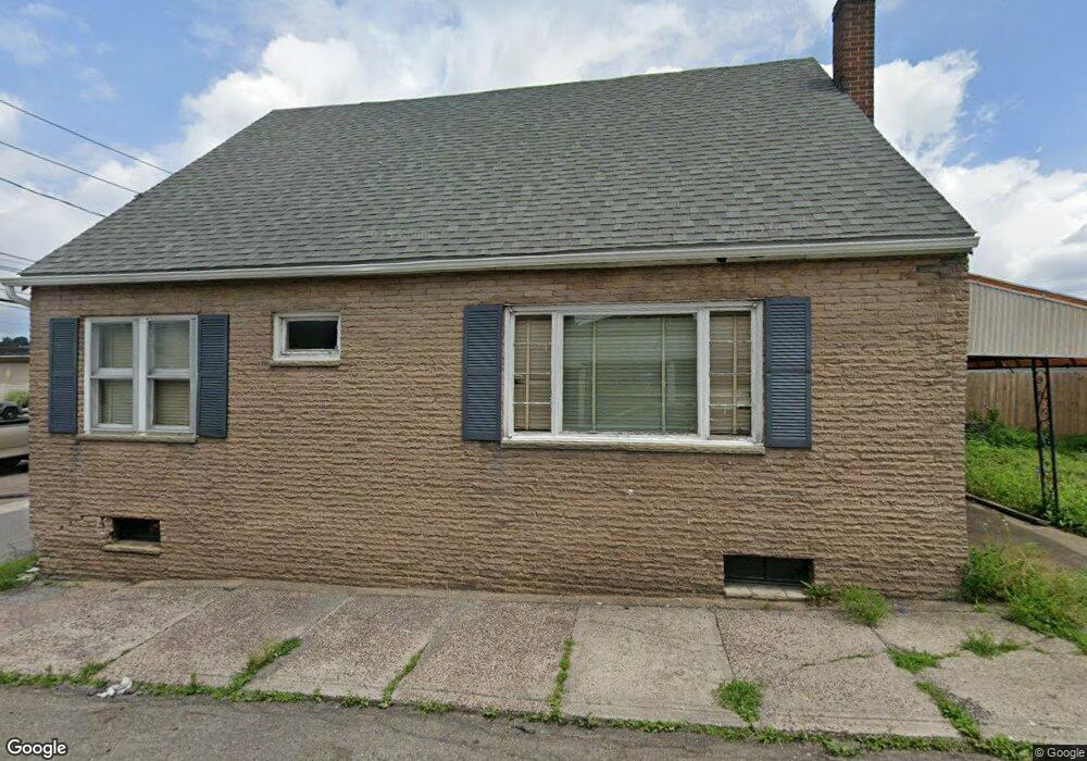 115 W Chapel St, Hazleton, PA 18201 - photo 1