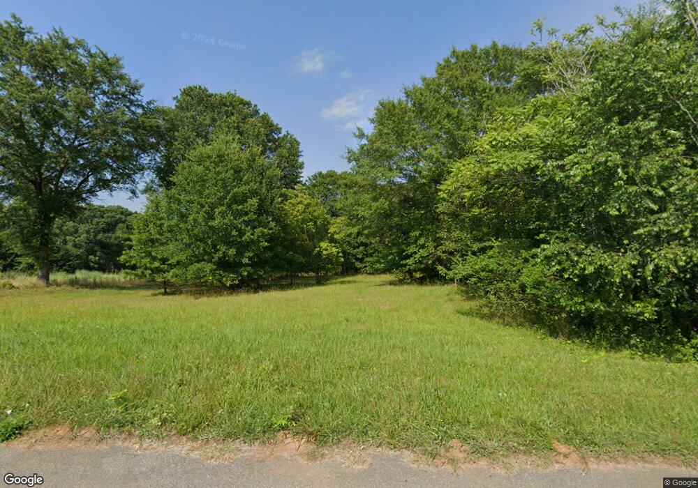 2046 E Marion St, Shelby, NC 28152 - photo 1