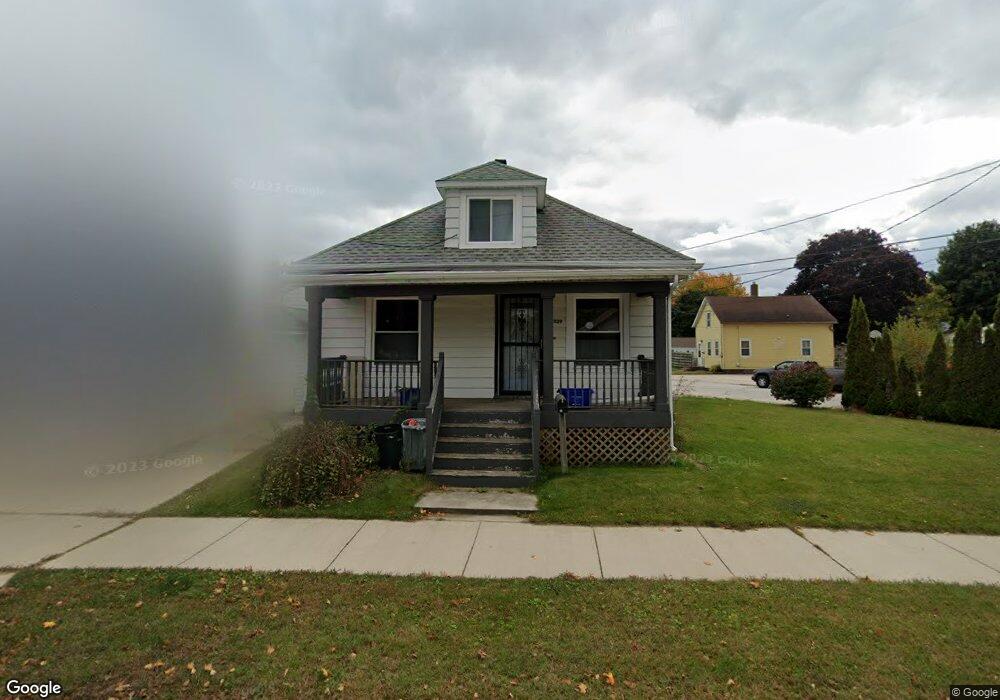 2029 14th St, Two Rivers, WI 54241 - photo 1