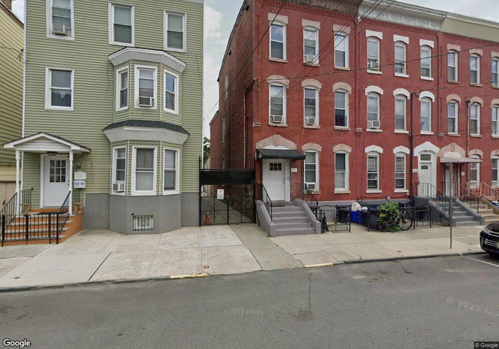 72 Columbia St, Newark, NJ 07102 - photo 1