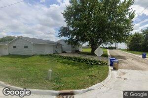 515 3rd St S, Winthrop, IA 50682