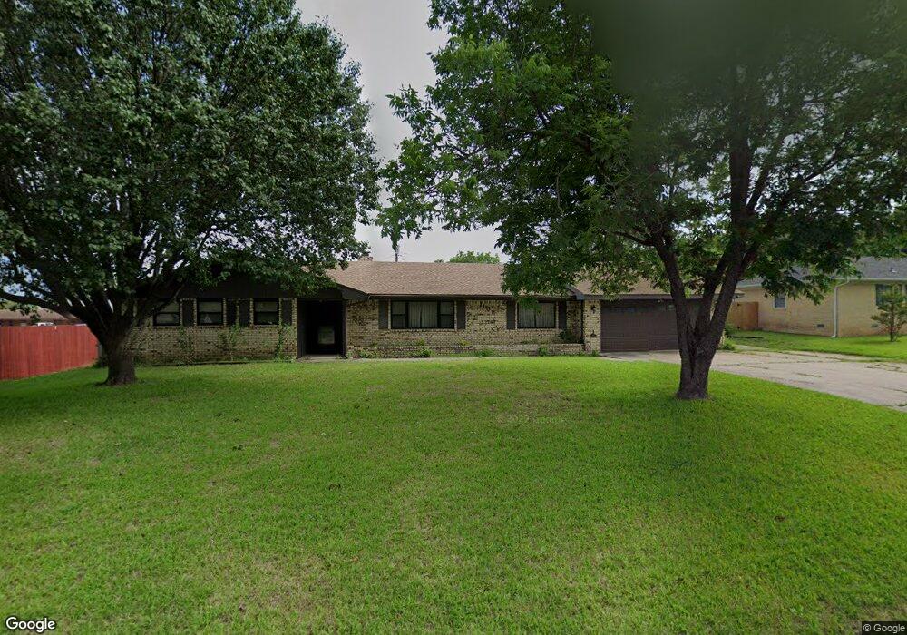 1108 N Meadow Dr, Ardmore, OK 73401 - photo 1