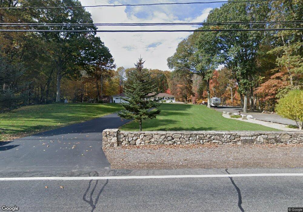 129 Aldrich St, Uxbridge, MA 01569 - photo 1