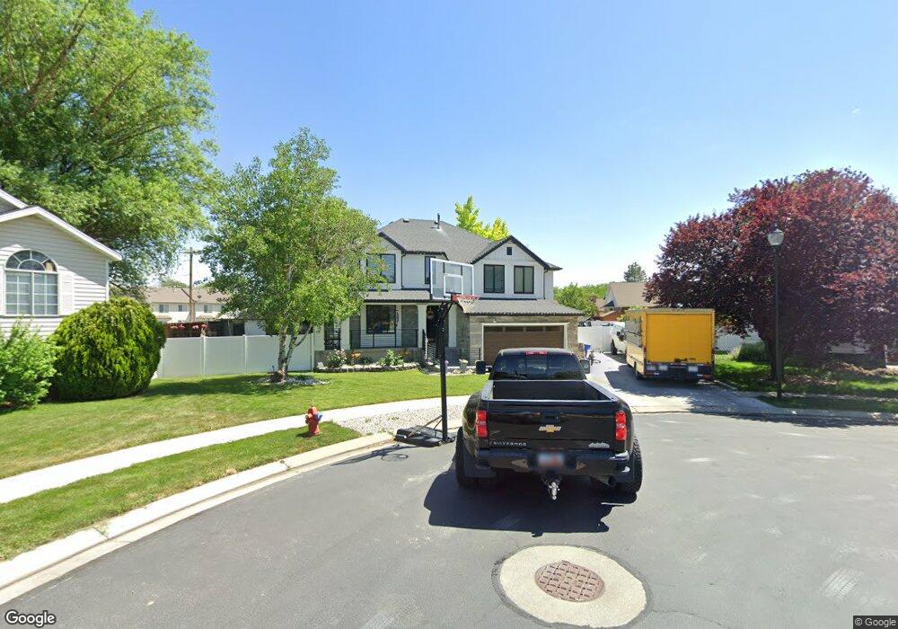 8031 S 3410 W, West Jordan, UT 84088 - photo 1