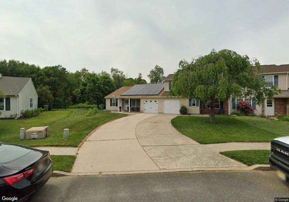 227 Lafayette Dr, Swedesboro, NJ 08085 - photo 1