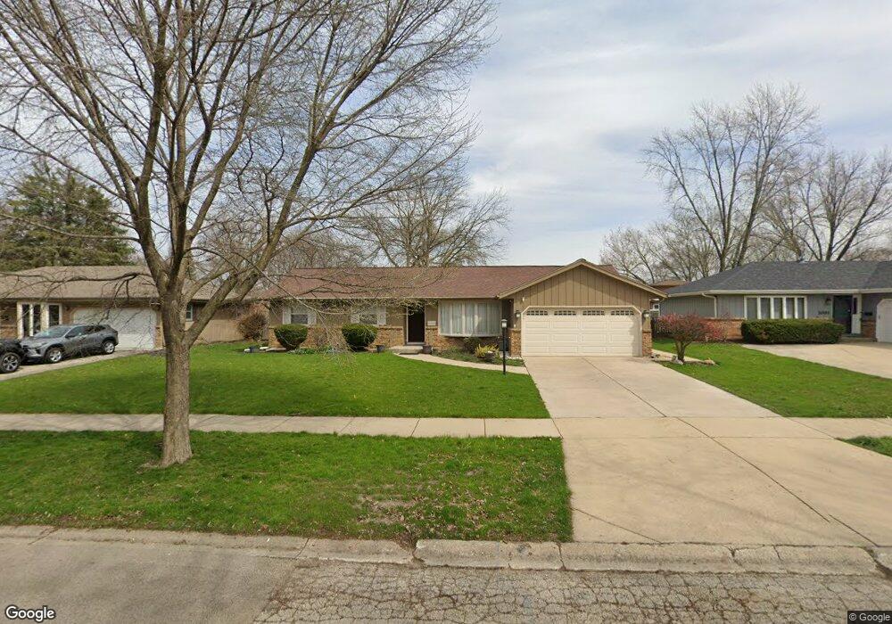 1101 Adobe Dr unit 4, Aurora, IL 60506 - photo 1