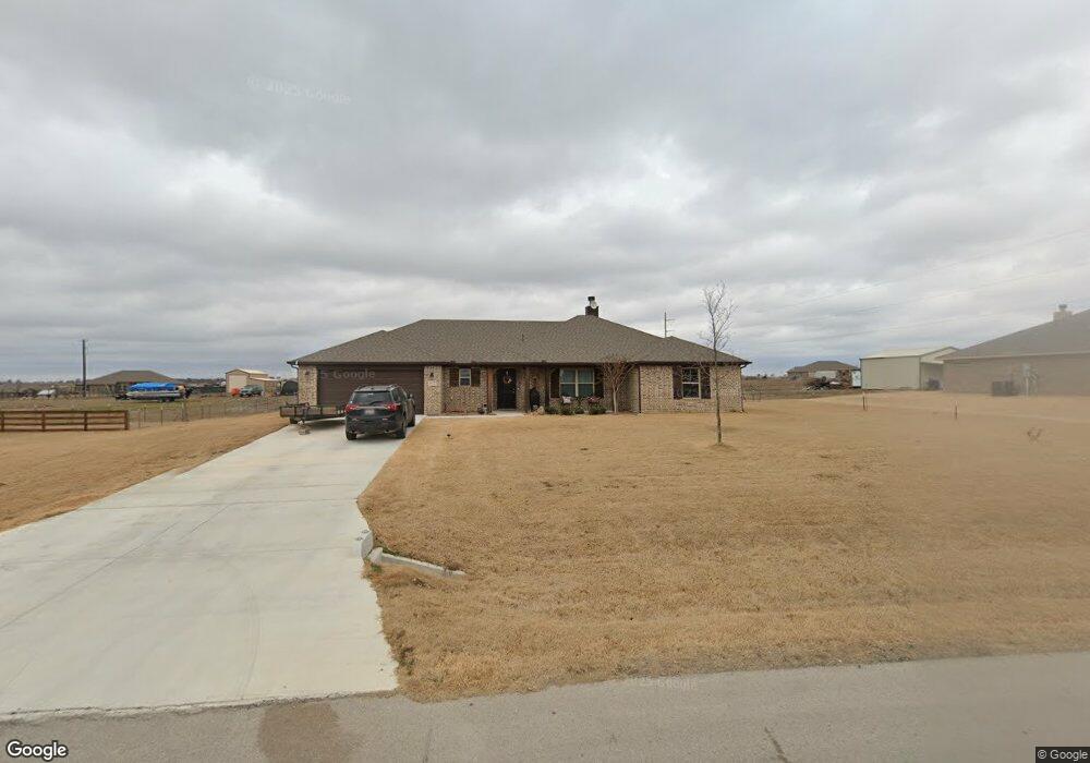 112 Crest Ln, Decatur, TX 76234 - photo 1